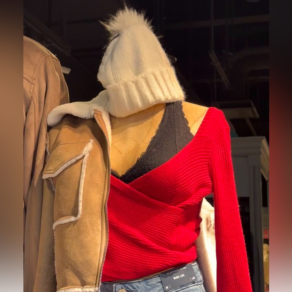 Hollister front warp cropped sweater